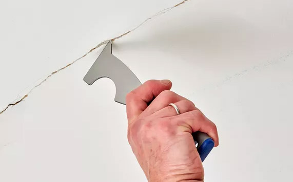 Hole & Crack Repair Service